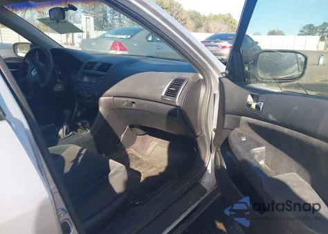 2003 Honda Accord 2.4 Dx from USA, damaged, VIN 1HGCM55133A059429